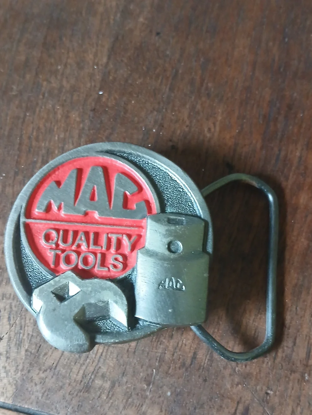 MAC Quality Tools Red and Silver Belt Buckle. New
